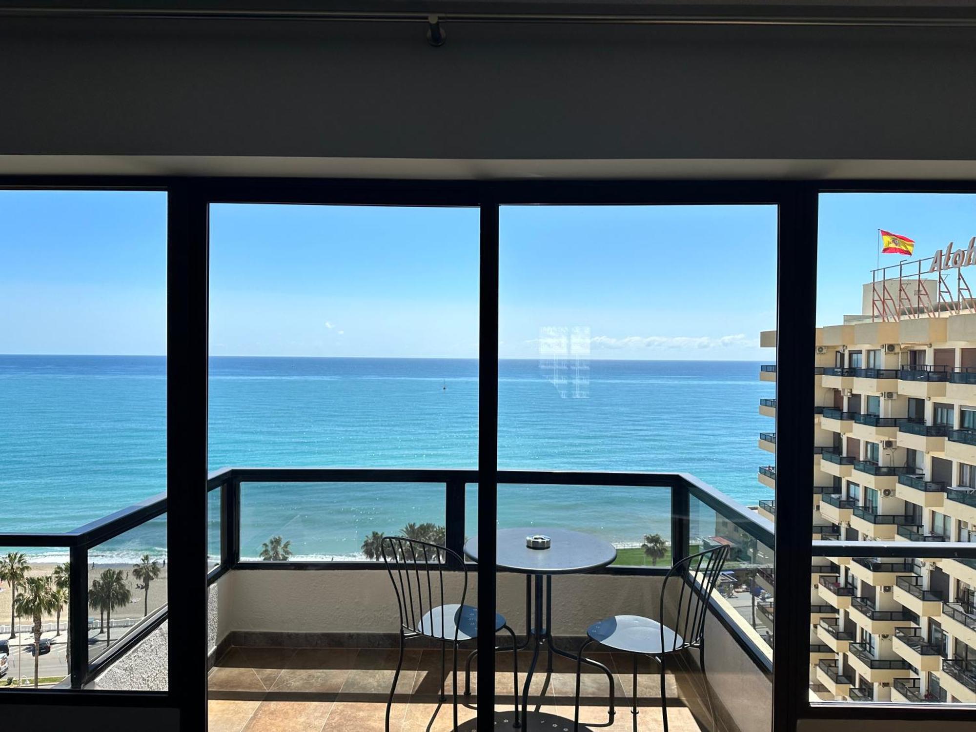 Aloha Playa Sol Y Mar Apartman Benalmádena Kültér fotó